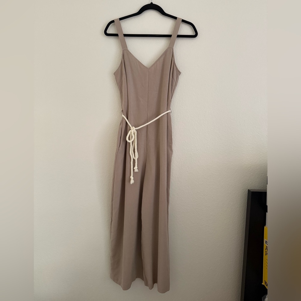 H&M Women Tie-Waist Jumpsuit Adjustable Straps Brown